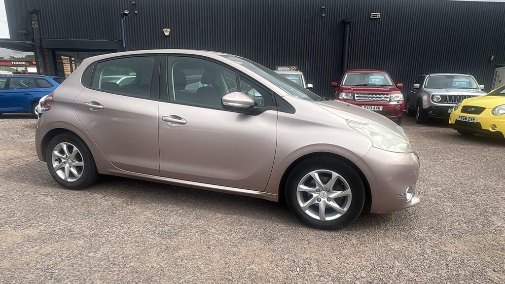 Peugeot 208 1.4 Vti Allure - Ulez Free White #1