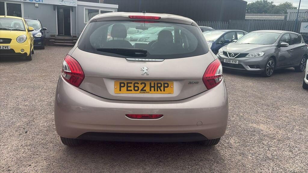 Peugeot 208 1.4 Vti Allure - Ulez Free White #4