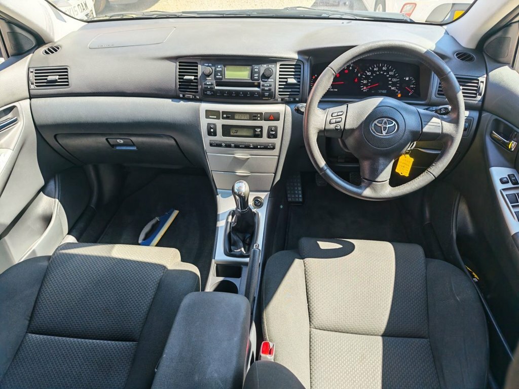 Toyota Corolla 1.6 T3 Colour Collection Vvt-i Silver #18