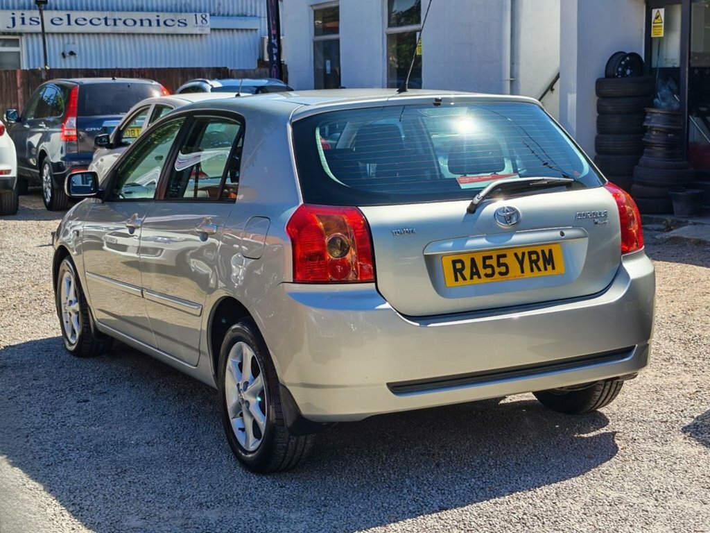 Toyota Corolla 1.6L T Spirit Silver #5