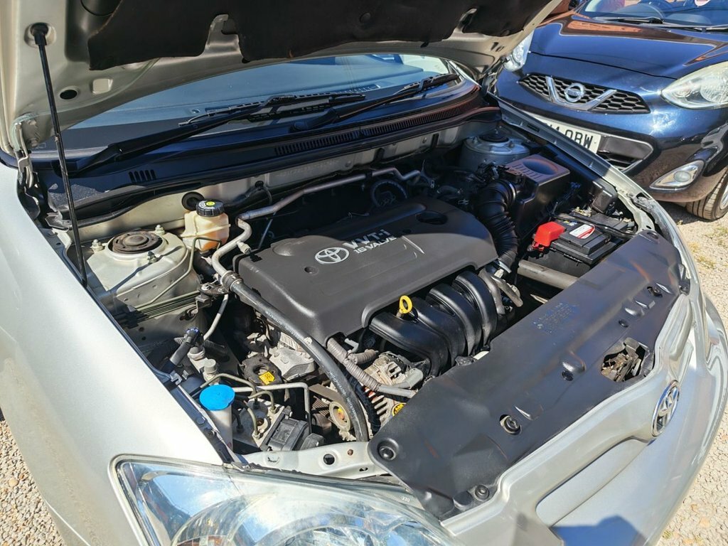 Toyota Corolla 1.6 T3 Colour Collection Vvt-i Silver #23