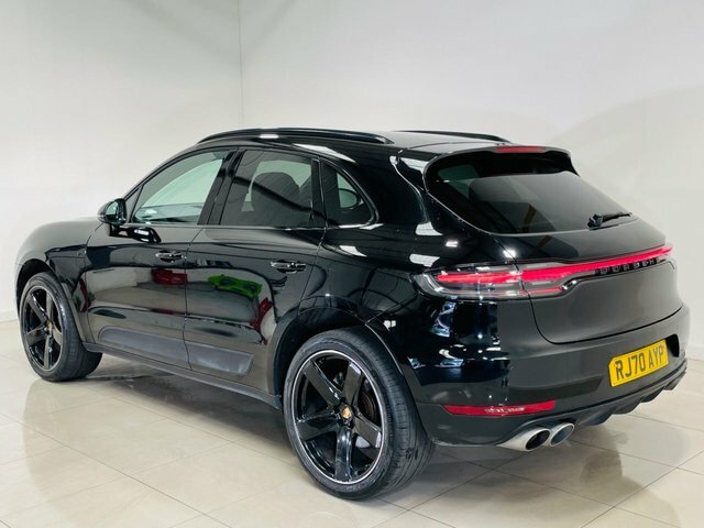 Porsche Macan V6 S Suv Black #3