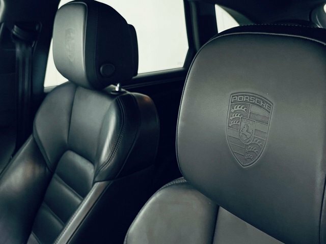 Porsche Macan V6 S Suv Black #6