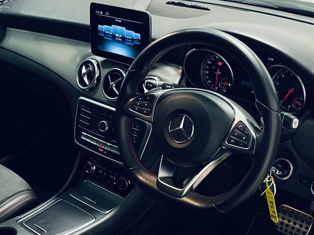 Mercedes-Benz GLA Class 1.3 Gla200 Sport Suv 7G-dct Euro 6 Ss Blue #20