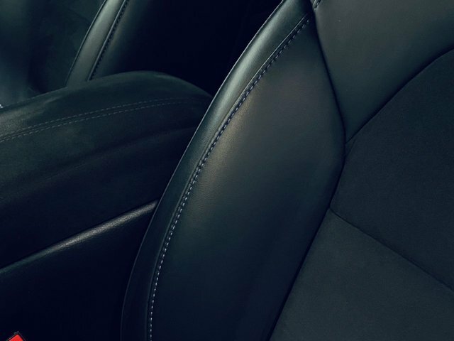 Infiniti Q30 Premium Hatchback Black #6