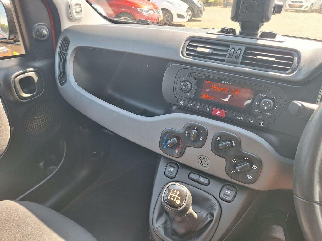 Fiat Panda 1.0 Mhev City Life Euro 6 Ss Red #6