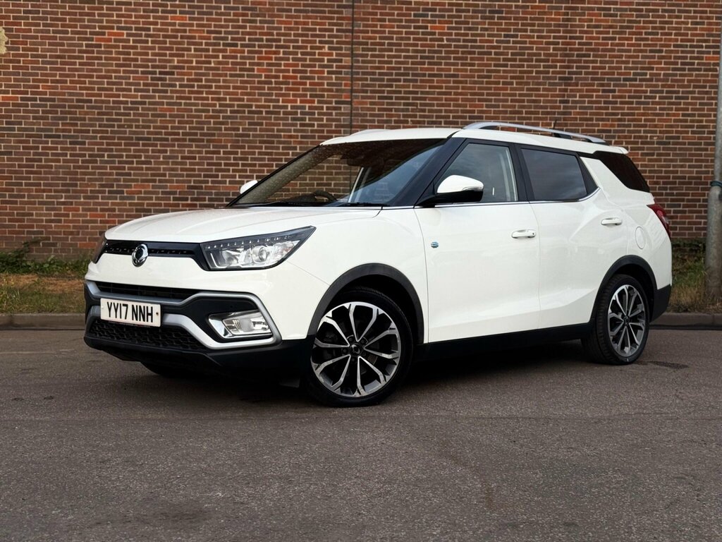 SsangYong Tivoli 1.6 E-xdi Elx 4Wd Euro 6 White #2