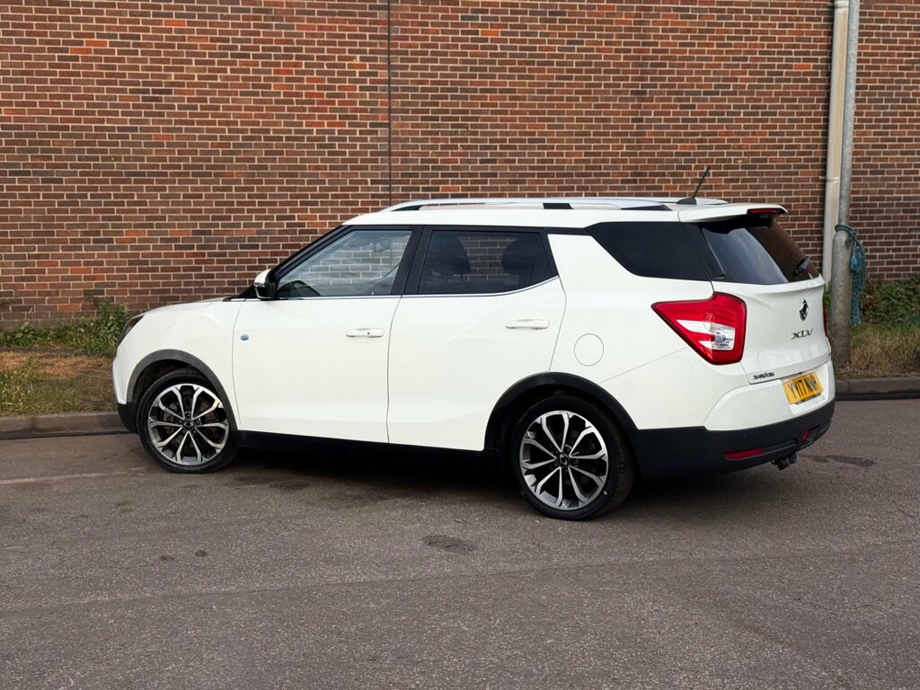 SsangYong Tivoli 1.6 E-xdi Elx Suv Euro 6 115 Ps Silver #14