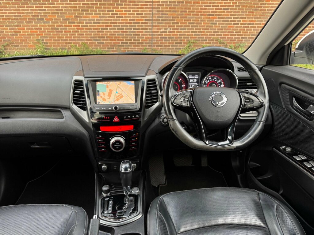 SsangYong Tivoli 1.6 E-xdi Elx Suv Euro 6 115 Ps Silver #19