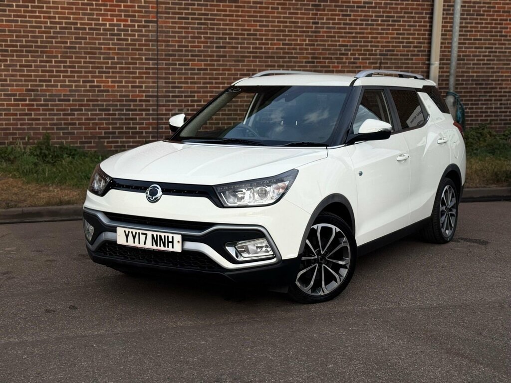 SsangYong Tivoli 1.6 E-xdi Elx Suv Euro 6 115 Ps Silver #9