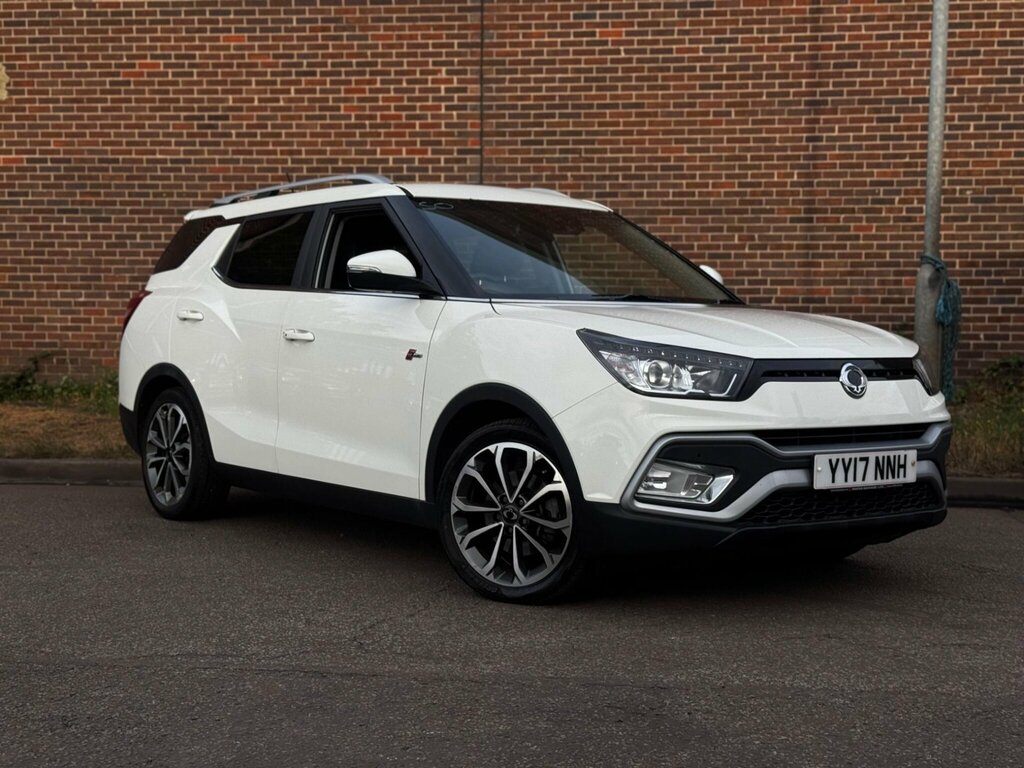 SsangYong Tivoli 1.6 E-xdi Elx 4Wd Euro 6 White