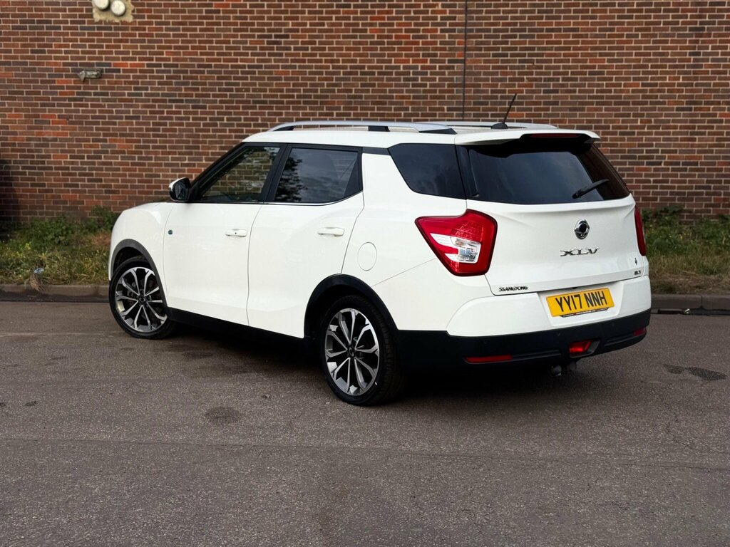 SsangYong Tivoli 1.6 E-xdi Elx 4Wd Euro 6 White #4