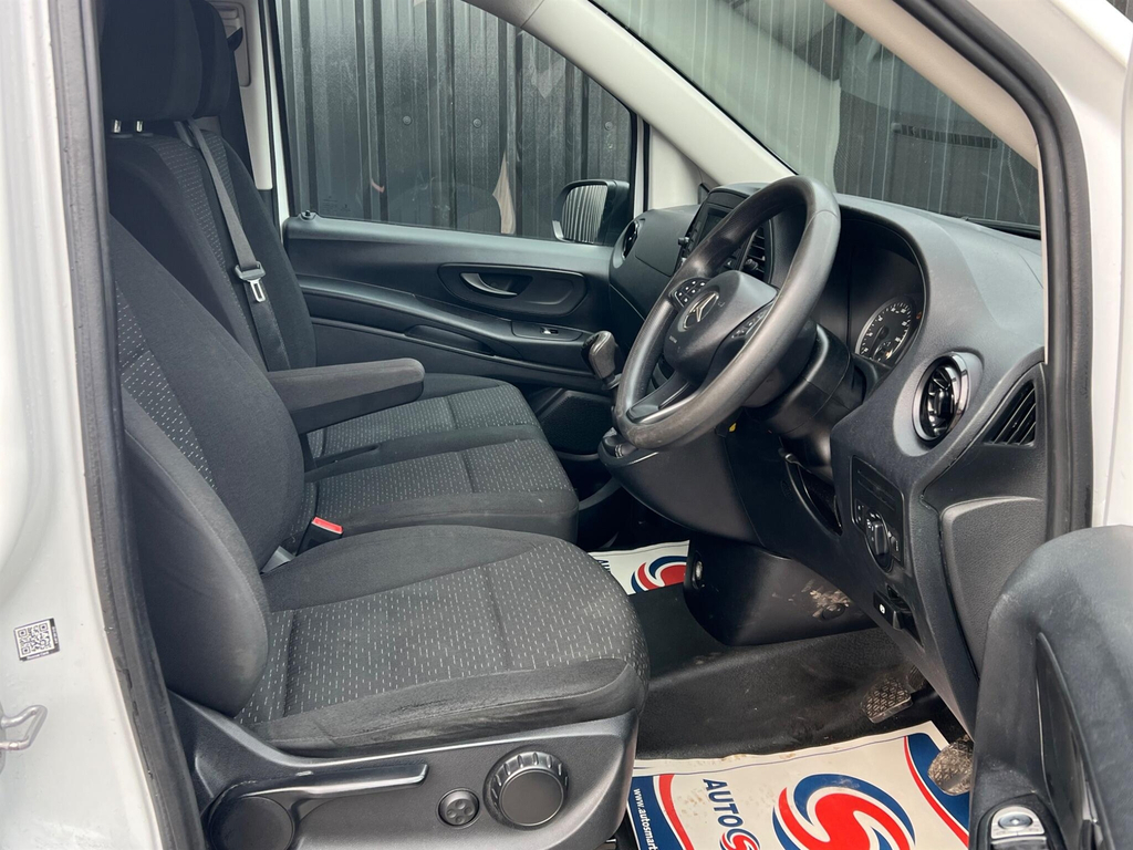 Mercedes-Benz Vito Vito 116 Premium Cdi Grey #14
