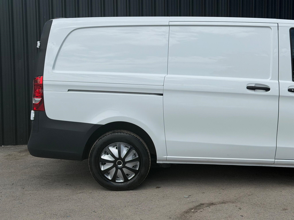 Mercedes-Benz Vito 114 Cdi Pro 9-Seater 9G-tronic Silver #14