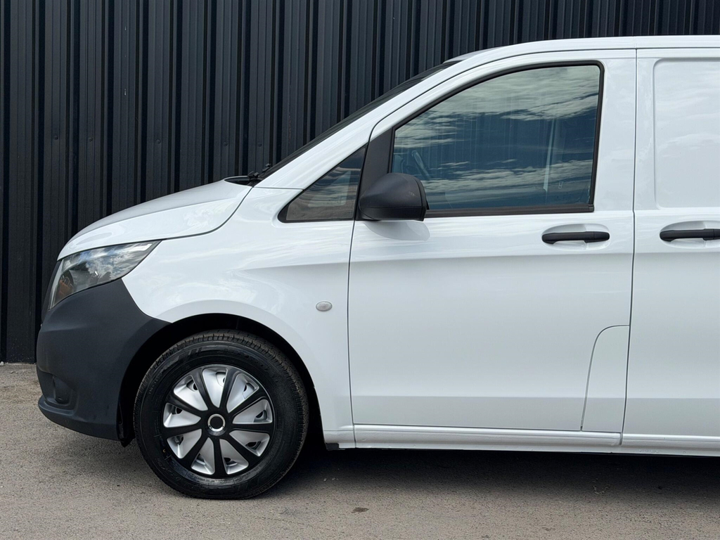 Mercedes-Benz Vito 114 Cdi Pro 9-Seater 9G-tronic Silver #30
