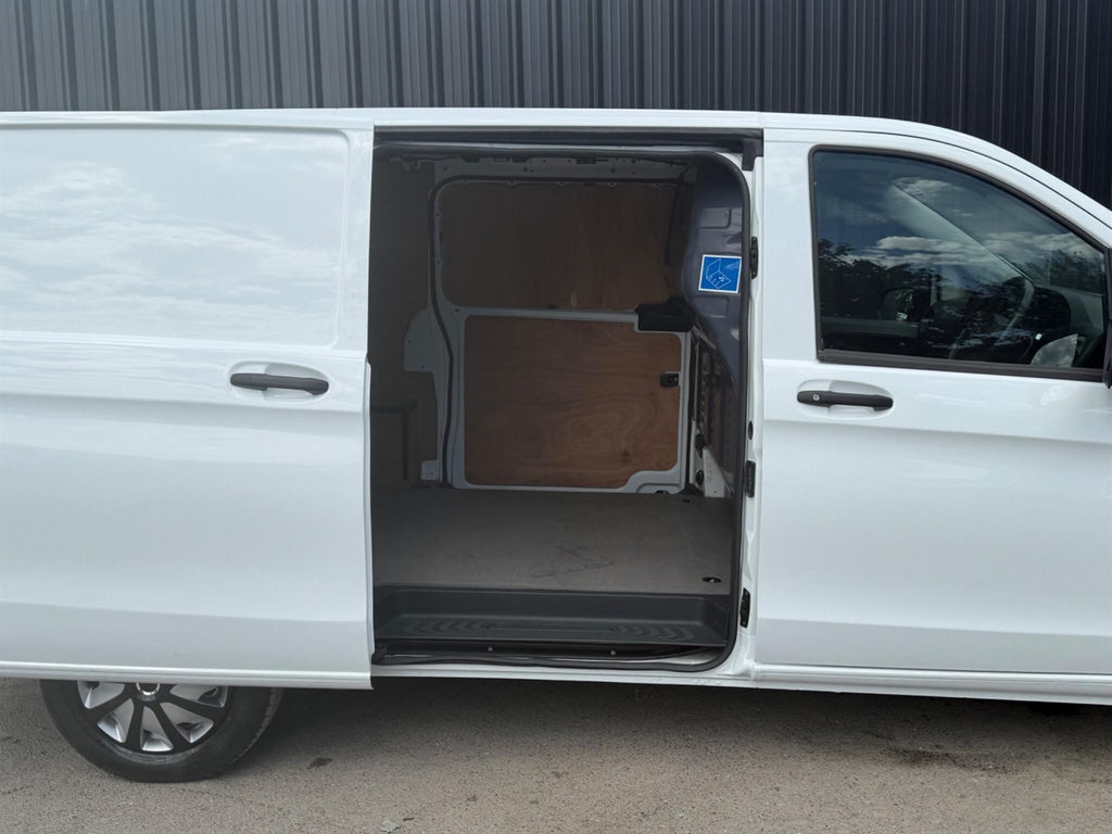 Mercedes-Benz Vito 114 Cdi Pro 9-Seater 9G-tronic Silver #11