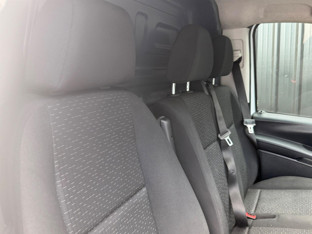Mercedes-Benz Vito 114 Cdi Pro 9-Seater 9G-tronic Silver #20