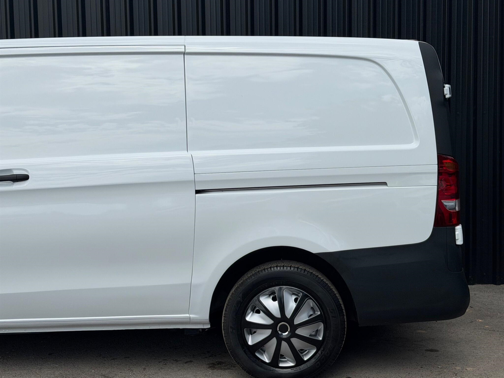Mercedes-Benz Vito 114 Cdi Pro 9-Seater 9G-tronic Silver #31