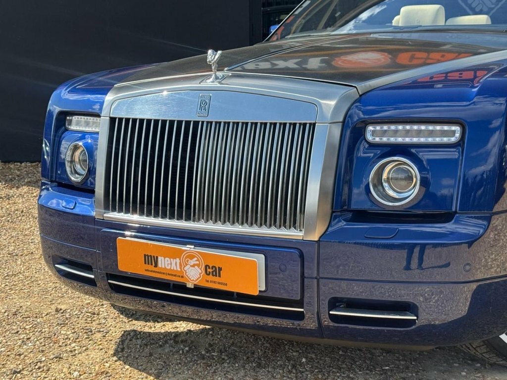 Rolls-Royce Phantom V12 Black #39