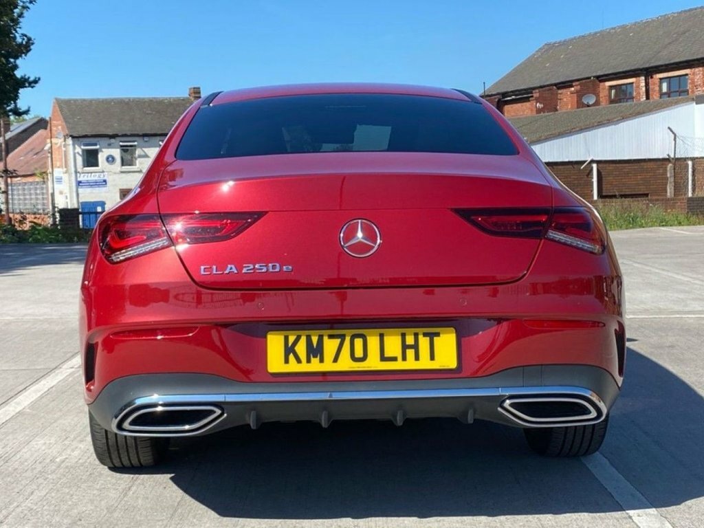 Mercedes-Benz CLA Class 1.3L Amg Line Red #4