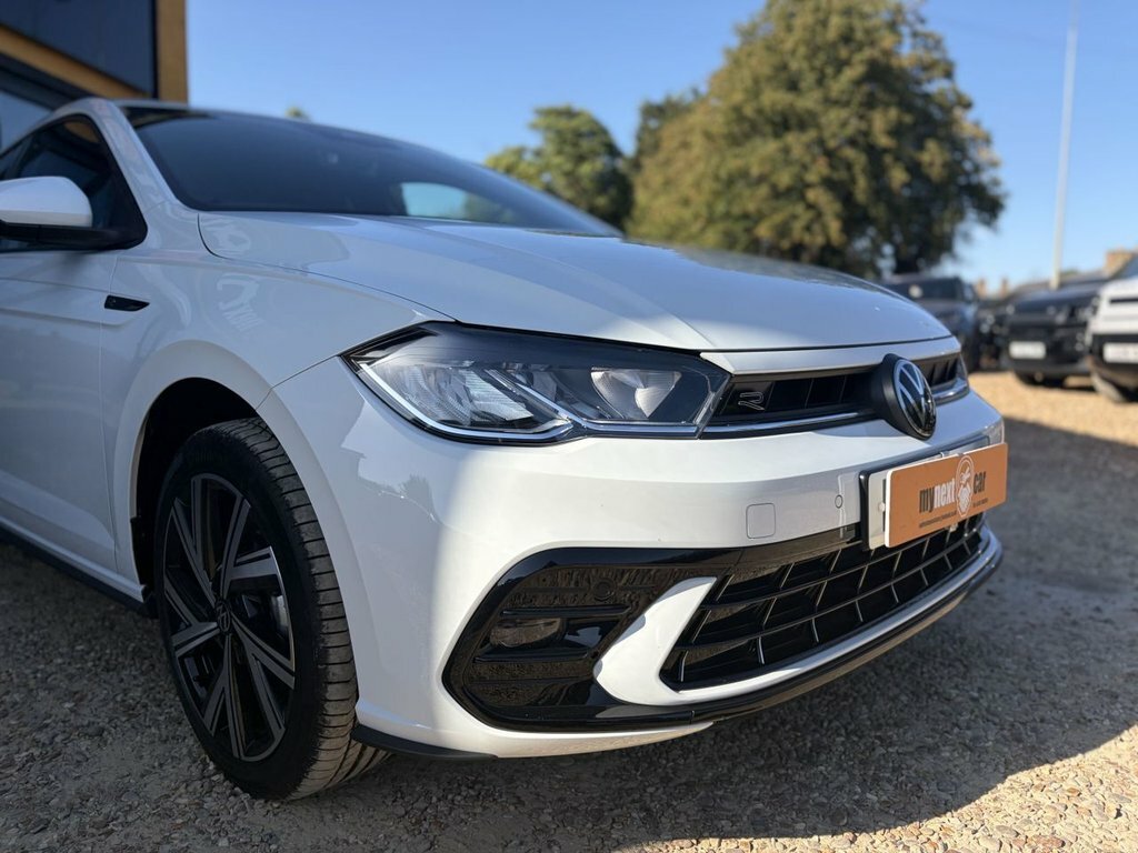 Volkswagen Polo 1L R-line White #2