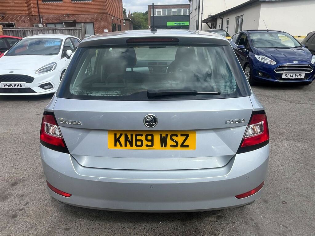 Skoda Fabia 1.0 Se Euro 6 Ss KN69WSZ Silver #6
