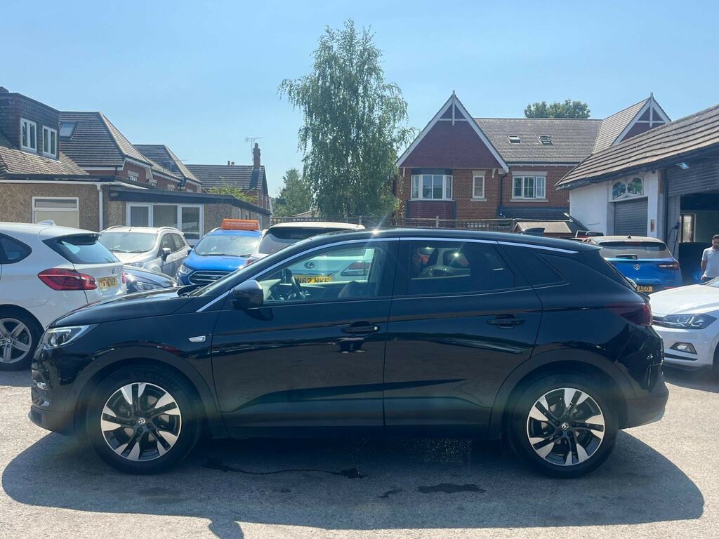Vauxhall Grandland X 1.2 Turbo Sri Nav Euro 6 Ss RJ69OGZ Black #4
