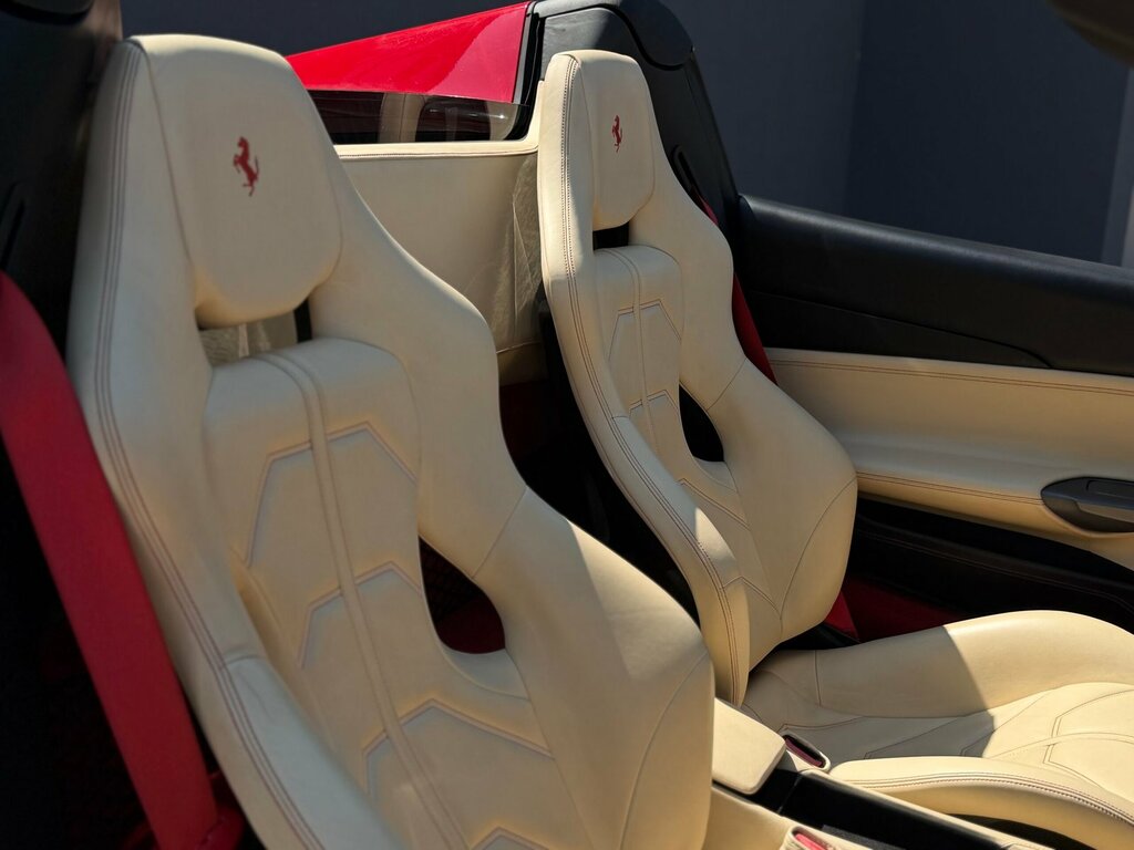 Ferrari 488 3.9T V8 Spider F1 Dct  #2