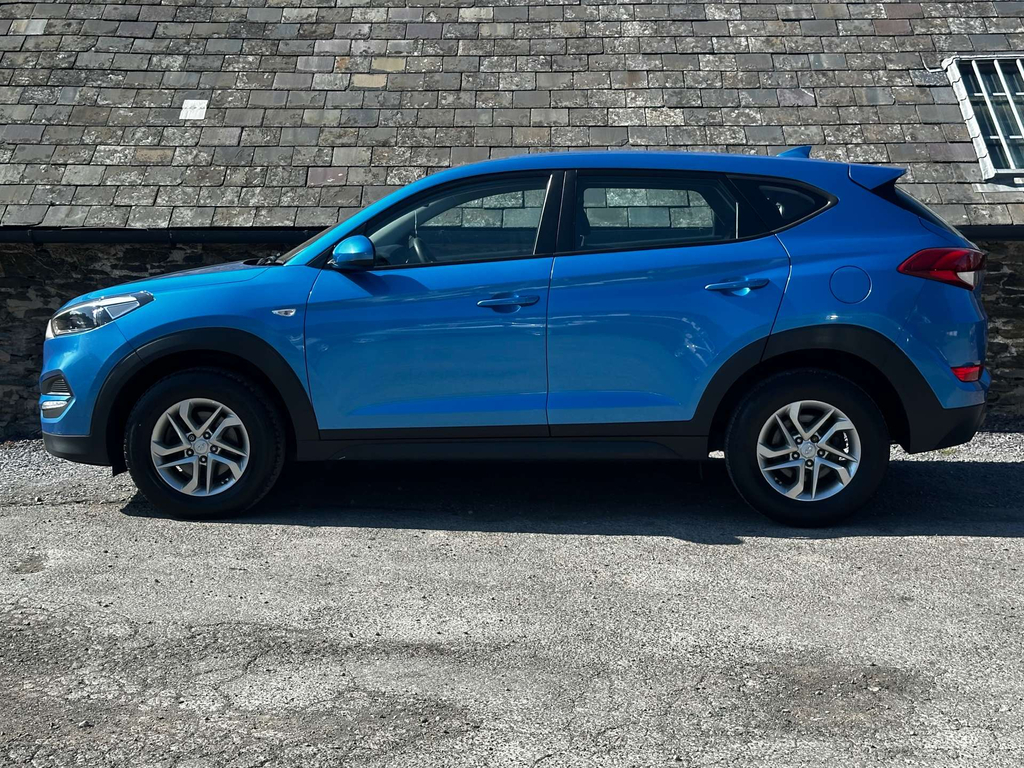 Hyundai Tucson S Blue Drive 2Wd Gdi  #3