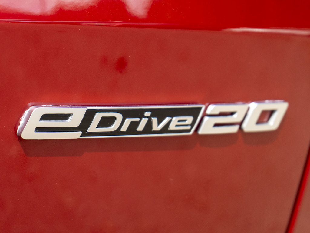 BMW iX2 Xd30 M-sport Coupe 230Kw 65Kwh - 2024 24 White #12