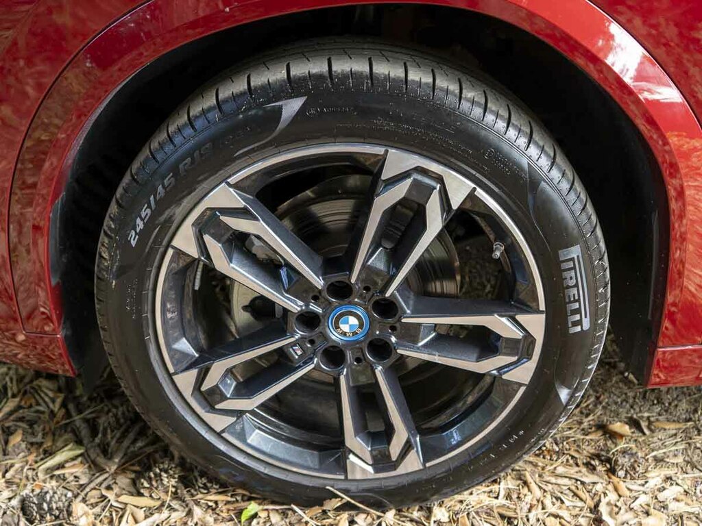 BMW iX2 Xd30 M-sport Coupe 230Kw 65Kwh - 2024 24 White #9