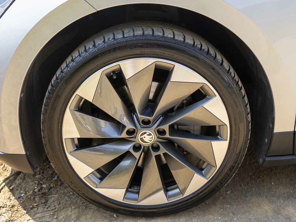 Skoda ENYAQ 132Kw 60 Loft Nav 62Kwh Blue #10