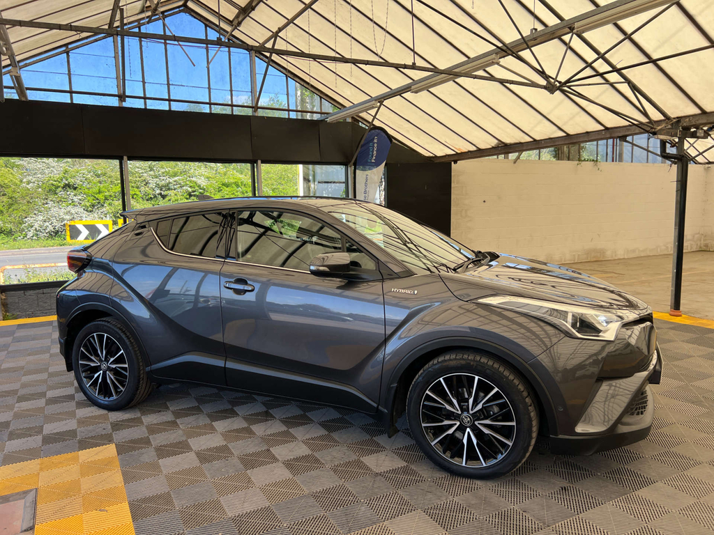Toyota C-Hr Suv Grey