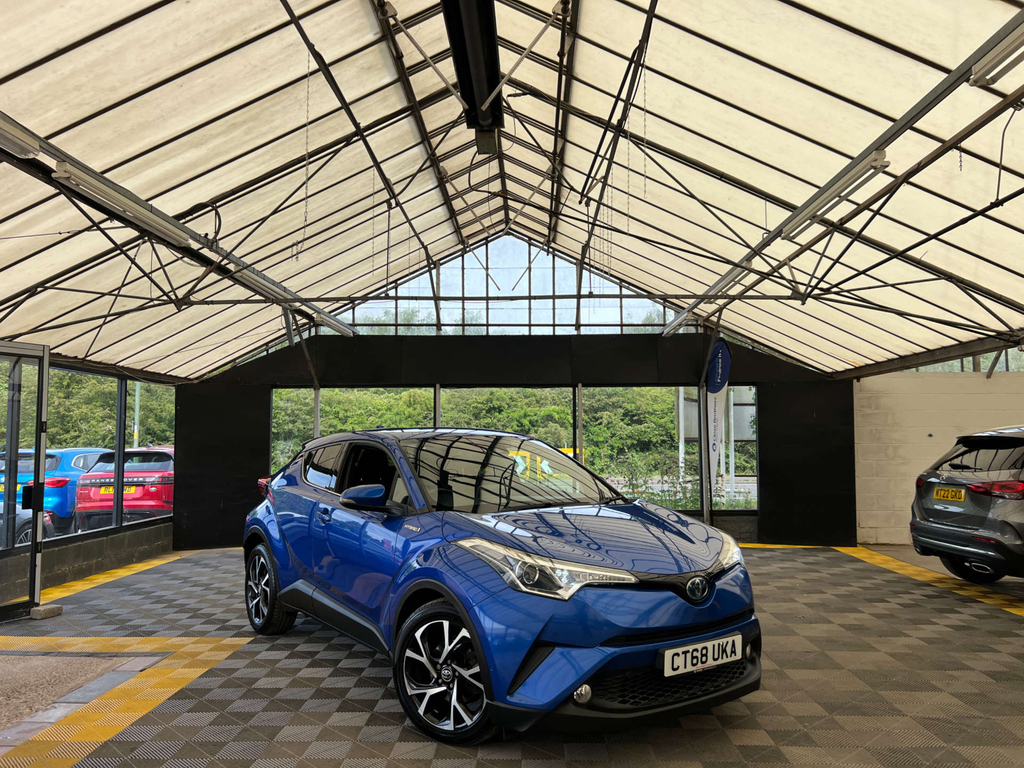 Toyota C-Hr C-hr Design Hev Cvt CT68UKA Blue