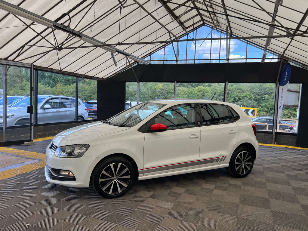 Volkswagen Polo Hatchback White