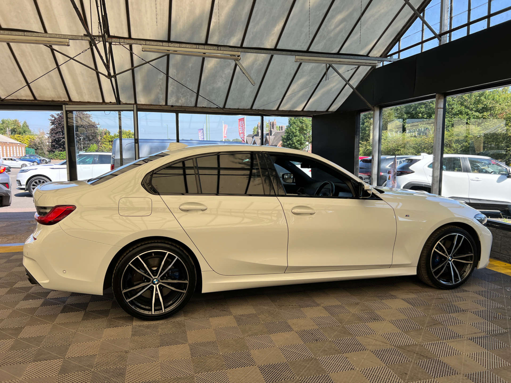 BMW 3 Series 330E M Sport White #6