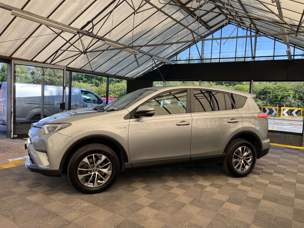 Toyota Rav 4 Suv Silver #3