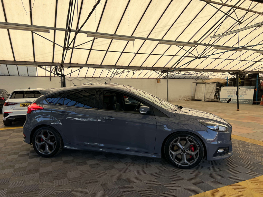 Ford Focus Focus St-3 Tdci Grey