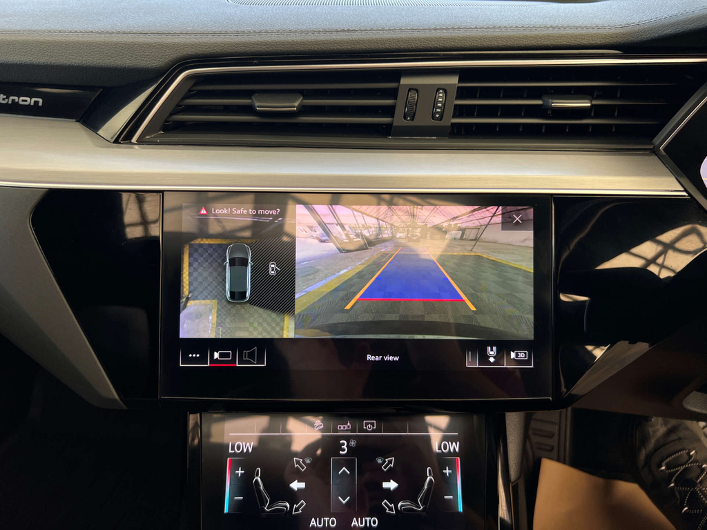 Audi E-tron Tron 50 Sport Quattro 71.2Kwh Suv 2020 White #17