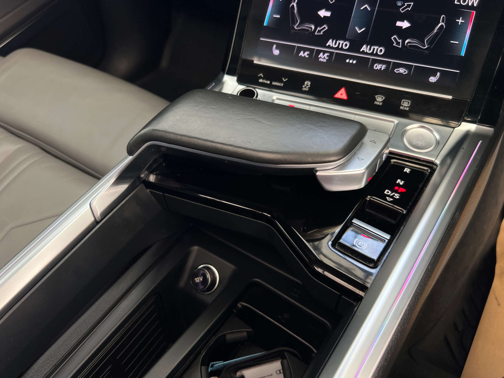 Audi E-tron Tron 50 Sport Quattro 71.2Kwh Suv 2020 White #19