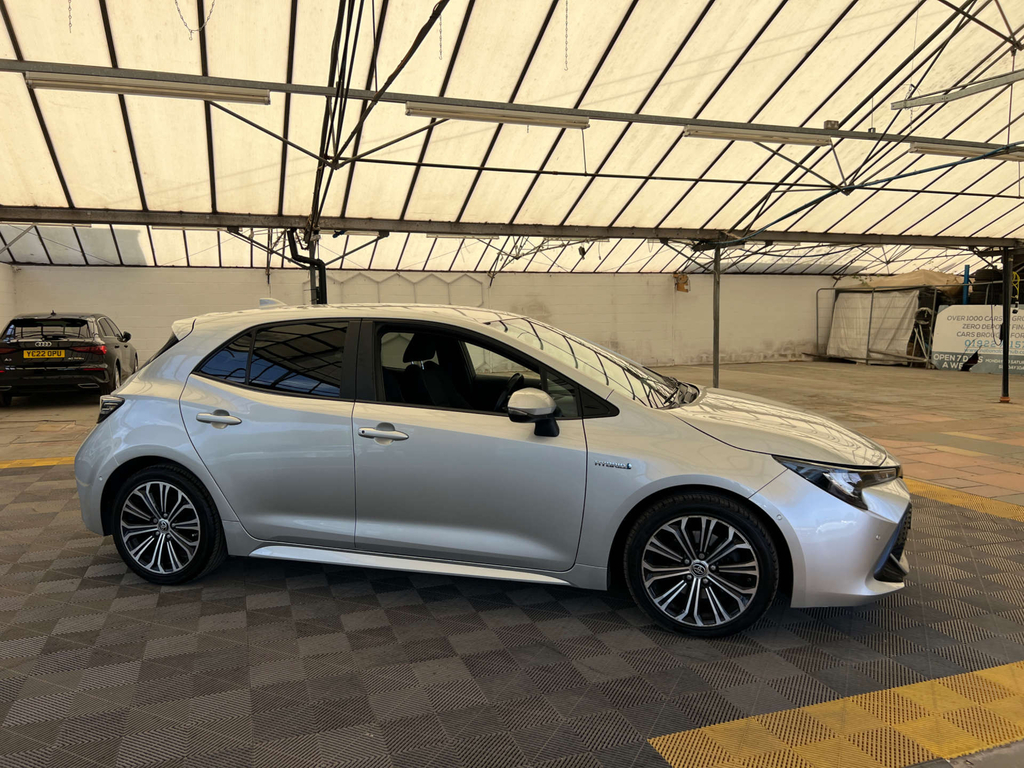 Toyota Corolla Design Silver
