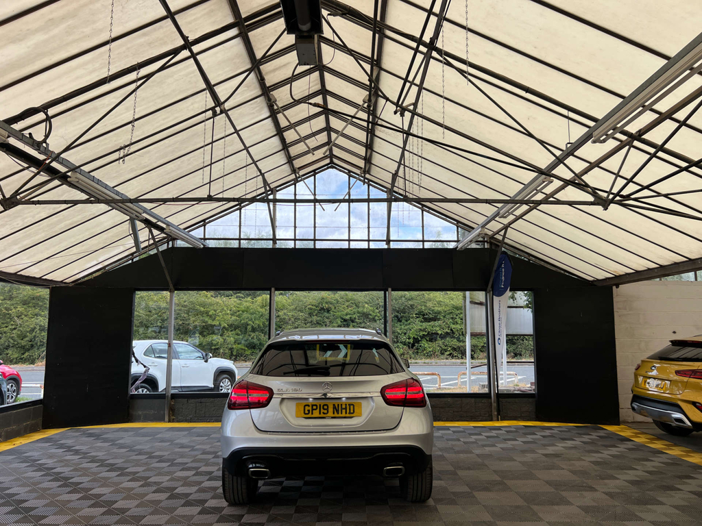 Mercedes-Benz GLA Class Suv Silver #4