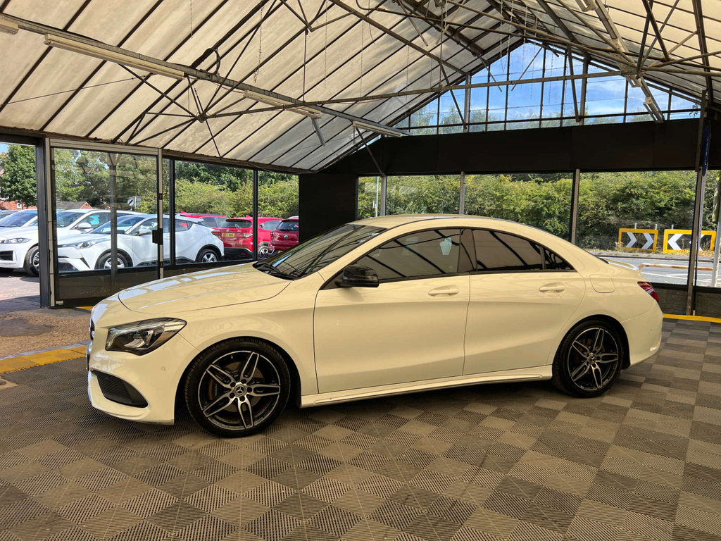 Mercedes-Benz CLA Class Cla 220 D Amg Line White #3