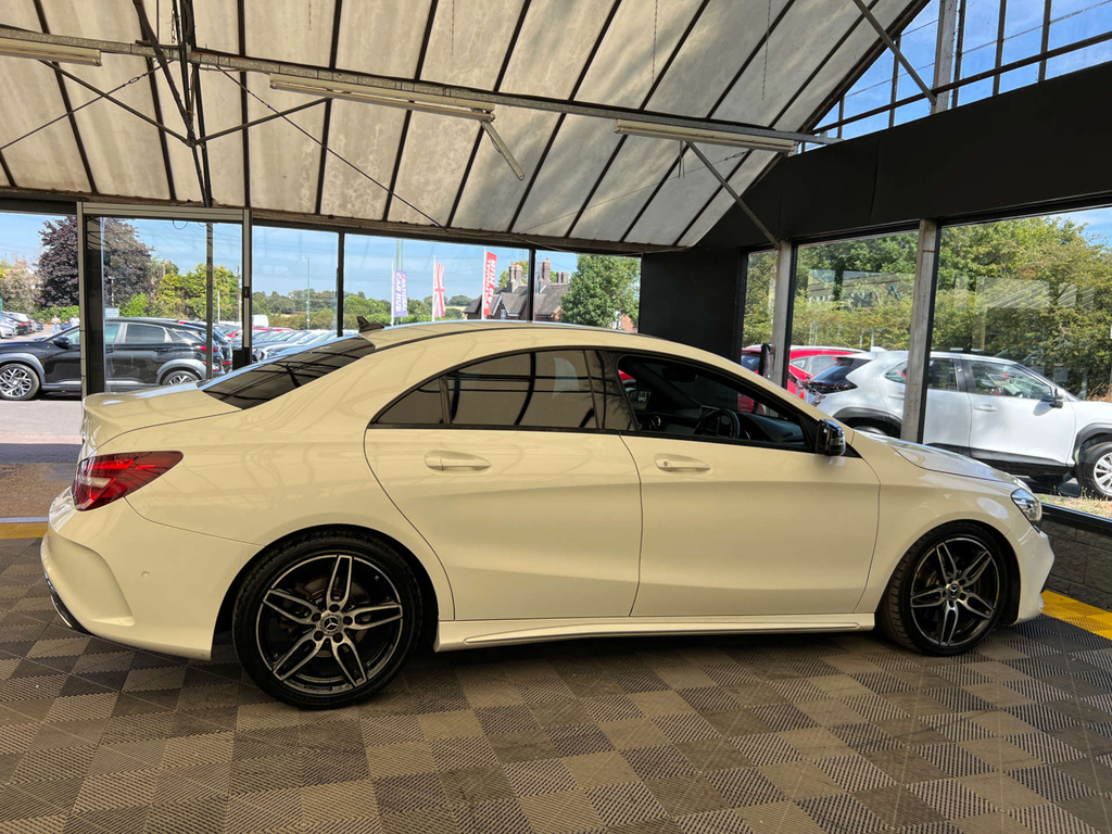 Mercedes-Benz CLA Class Cla 220 D Amg Line White #5