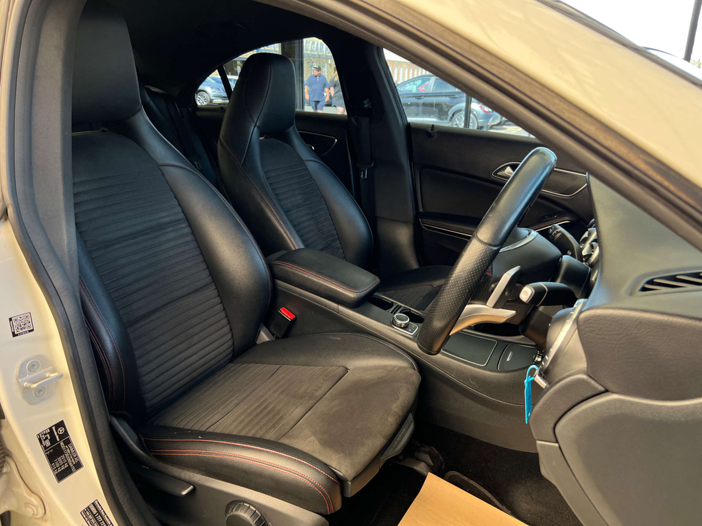 Mercedes-Benz CLA Class Cla 220 D Amg Line White #6