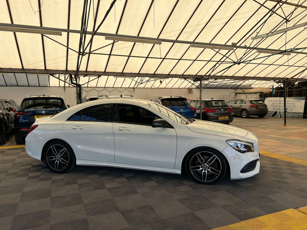 Mercedes-Benz CLA Class Cla 220 D Amg Line White