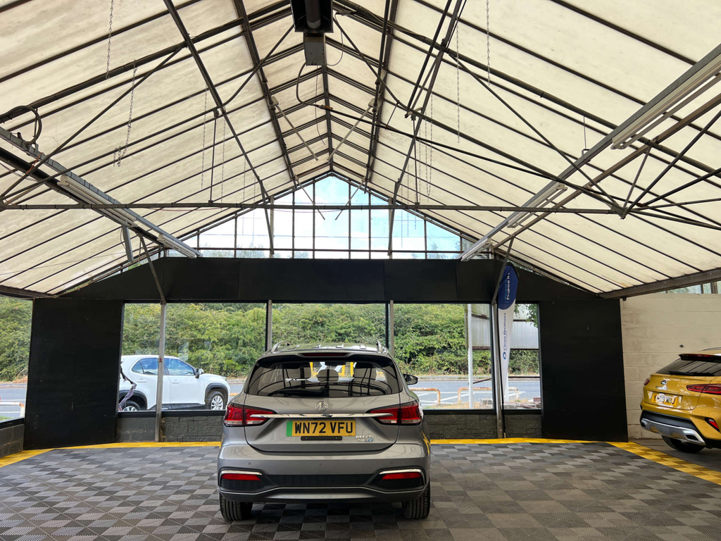 MG MG5 Estate Silver #5