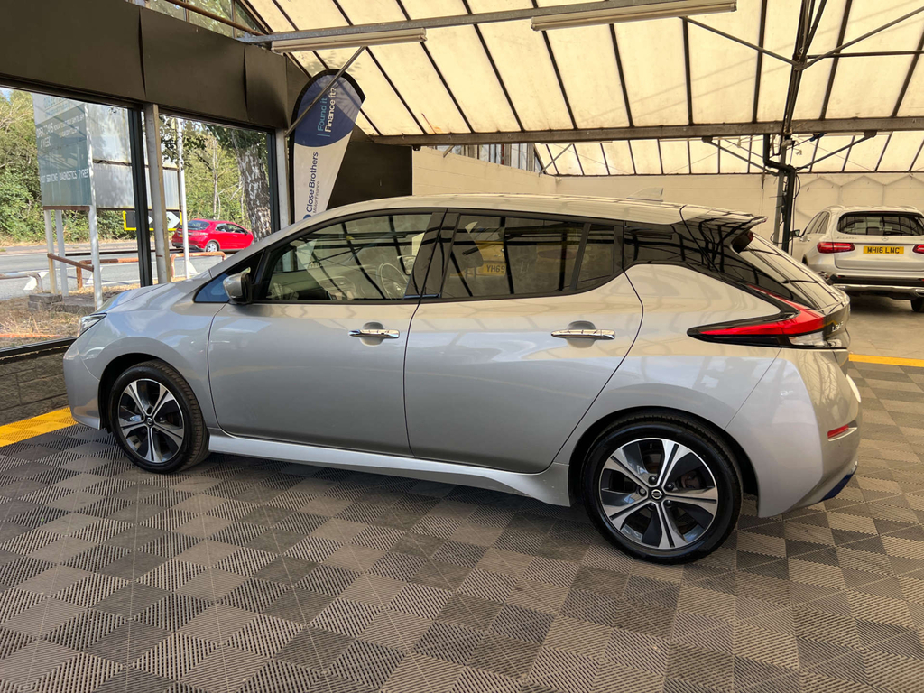 Nissan Leaf Leaf Tekna Silver #3
