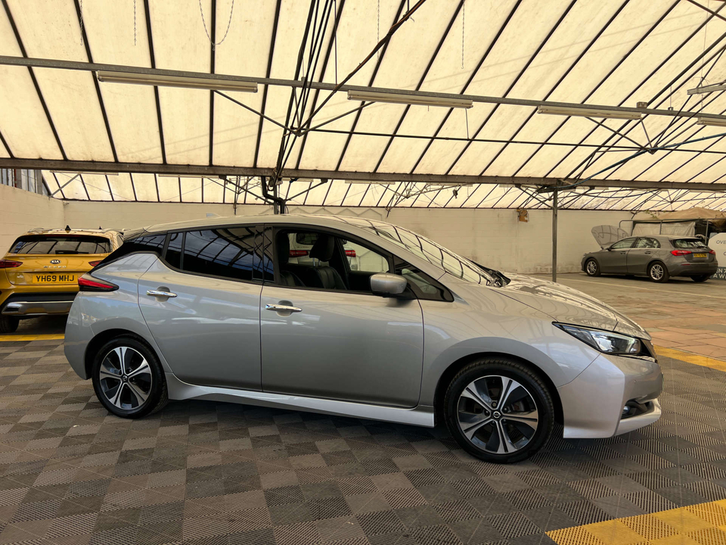 Nissan Leaf Leaf Tekna Silver