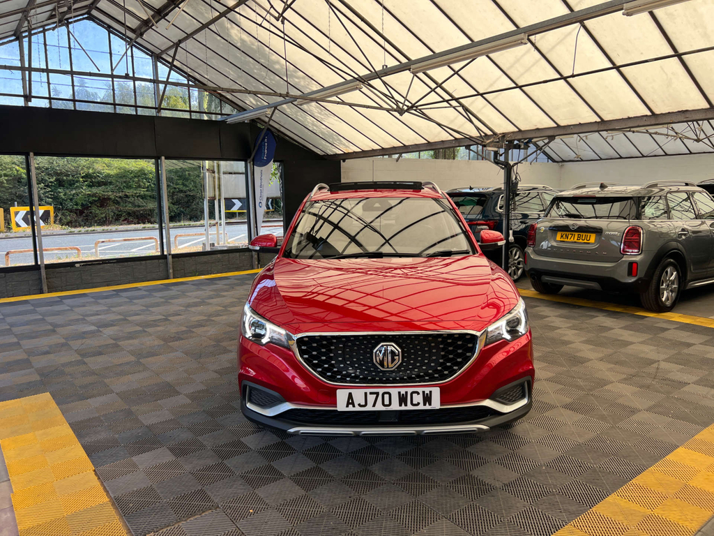 MG ZS Suv Red #2